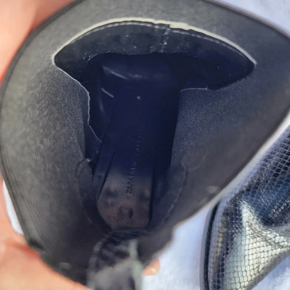 Zara Faux Snakeskin Chelsea Ankle Boots Black Pointed Toe Heeled 38 7.5 - Picture 7 of 12